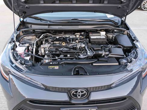 Certified 2025 Toyota Corolla LE FWD image 28