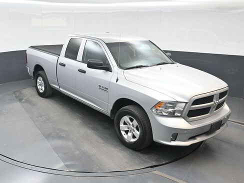 Used 2018 RAM 1500 Express AWD/4WD image 24
