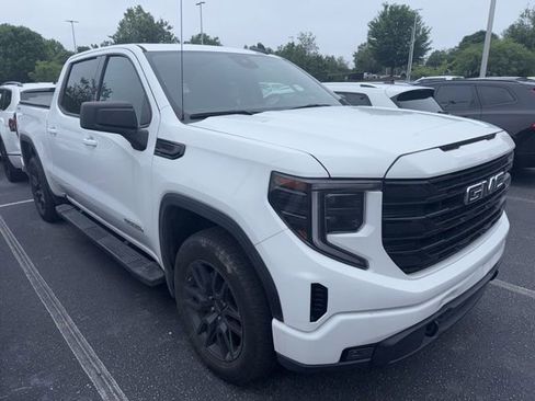 Used 2023 GMC Sierra 1500 Elevation w/ LPO, Elevation Black Package AWD/4WD image 2