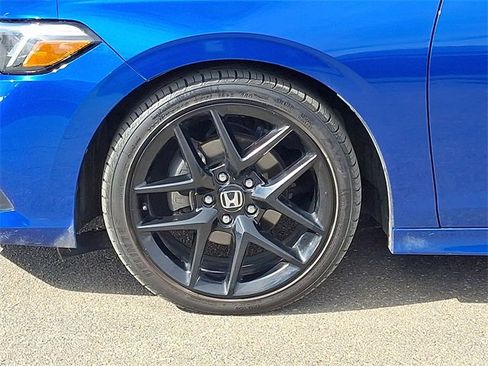 Used 2023 Honda Civic Sport image 29
