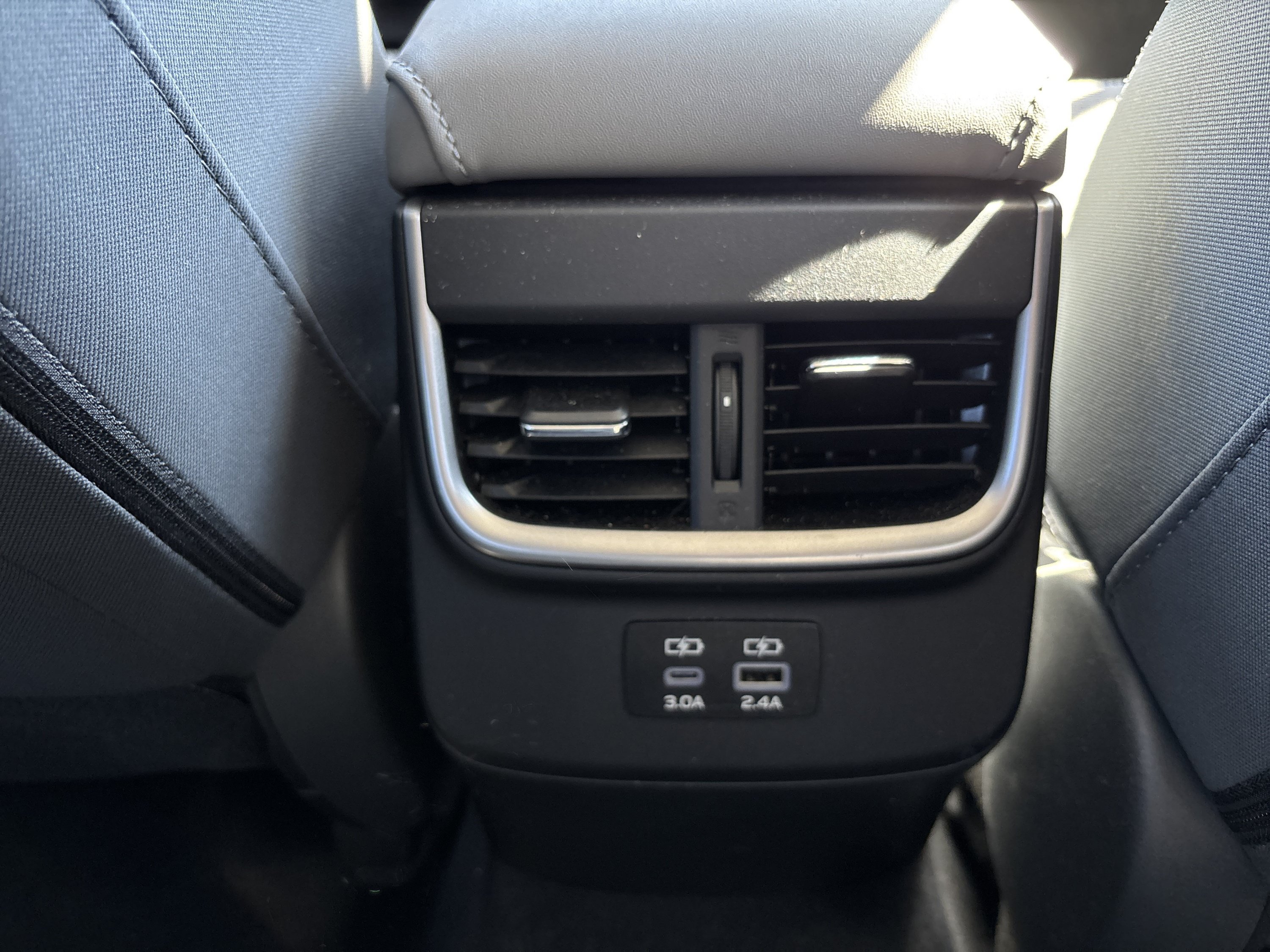 Used 2025 Subaru Outback Premium AWD/4WD image 20