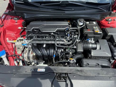 Used 2025 Hyundai Elantra Sport FWD image 49
