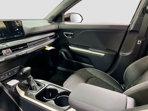 New 2025 Kia K4 GT-Line image 23