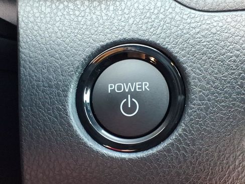 Used 2026 Toyota Camry SE FWD image 25