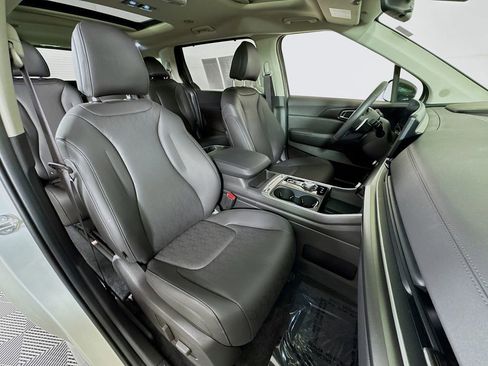 Used 2026 Kia Carnival SX w/ SX Dark Edition Package FWD image 30