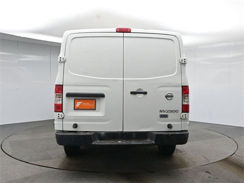 Used 2014 Nissan NV 2500 S image 4