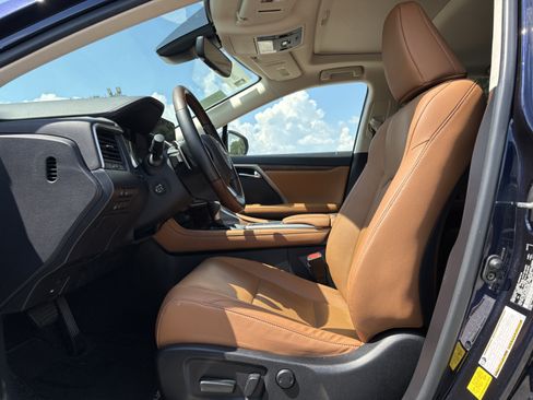 Used 2022 Lexus RX 350L FWD w/ Premium Package image 5