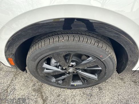 New 2026 Buick Envision Sport Touring image 10