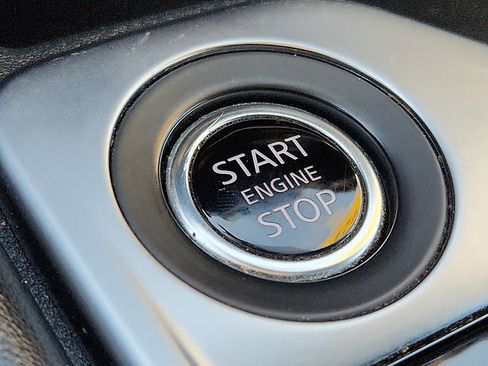 Used 2021 Nissan Sentra SR image 25