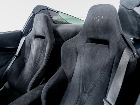 Used 2024 McLaren 750S Spider image 4