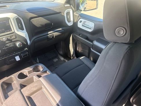 Used 2024 Chevrolet Silverado 1500 Custom image 23