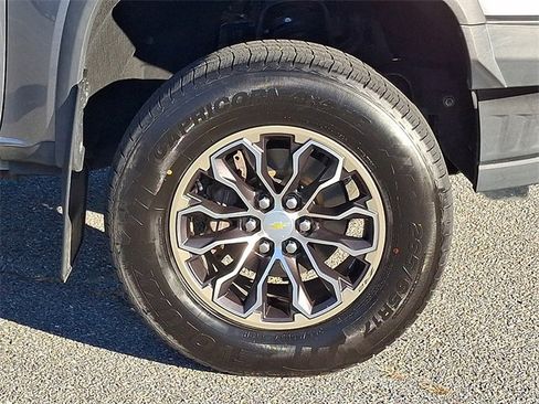 Used 2018 Chevrolet Colorado ZR2 image 8