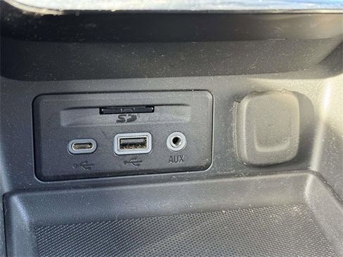 Used 2020 GMC Terrain SLE w/ Driver Convenience Package image 7