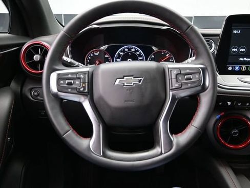 Used 2025 Chevrolet Blazer RS AWD/4WD image 27