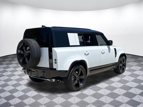 New 2026 Land Rover Defender 110 X-Dynamic SE AWD/4WD image 9
