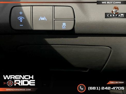 Used 2022 Hyundai Elantra SEL w/ Convenience Package image 21