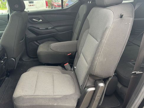 Used 2023 Chevrolet Traverse LT AWD/4WD image 11