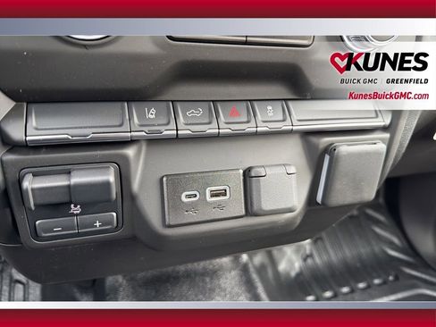 New 2025 GMC Sierra 3500 Pro image 30