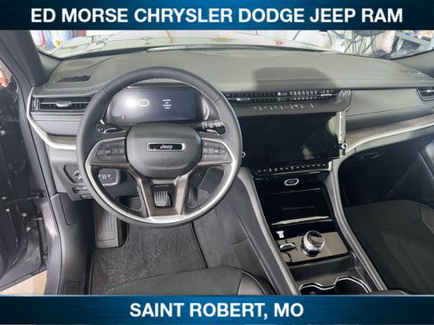 New 2026 Jeep Grand Cherokee Altitude AWD/4WD image 26