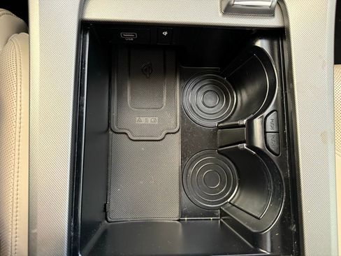 Used 2021 Hyundai Palisade Calligraphy image 31