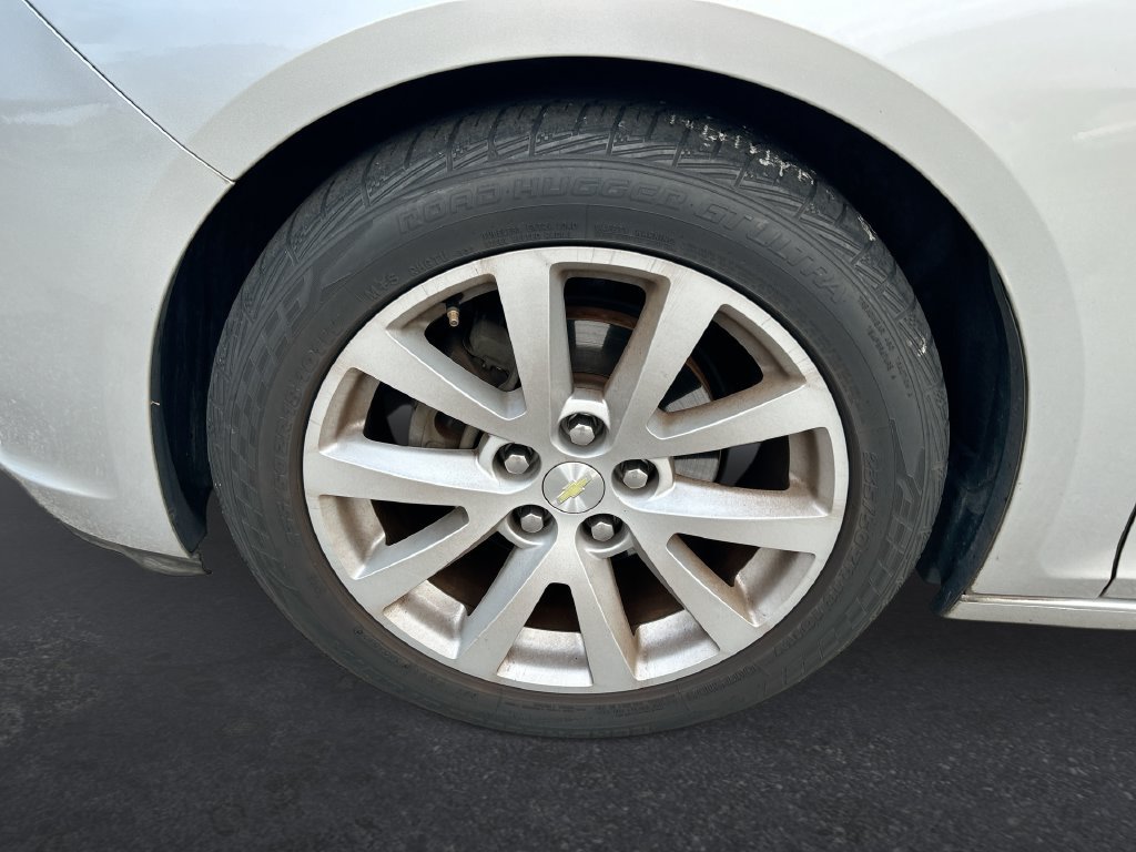 Used 2014 Chevrolet Malibu LT FWD image 10