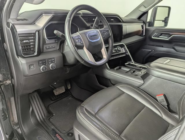Used 2025 GMC Sierra 3500 Denali w/ Denali Reserve Package AWD/4WD image 11