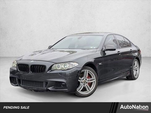Used 2011 BMW 550i Sedan image 1