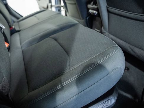 Used 2023 Jeep Wrangler Unlimited image 38