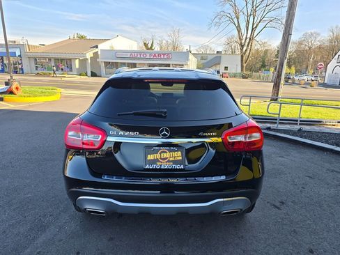 Used 2018 Mercedes-Benz GLA 250 4MATIC image 22