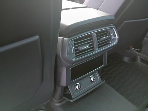 Used 2020 Lamborghini Urus image 18