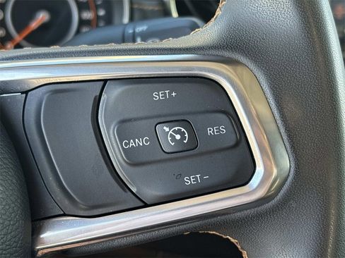 Used 2023 Jeep Gladiator Overland image 27