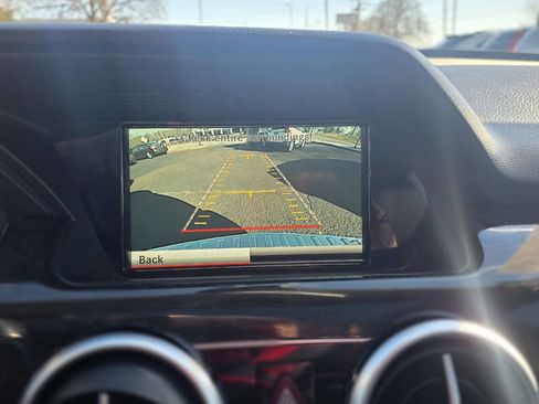 Used 2015 Mercedes-Benz GLK 350 GLK 350 4MATIC AWD 4dr SUV image 22