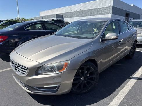 Used 2016 Volvo S60 T5 Inscription Platinum FWD image 1