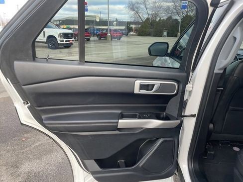 Used 2023 Ford Explorer XLT w/ Equipment Group 202A image 58