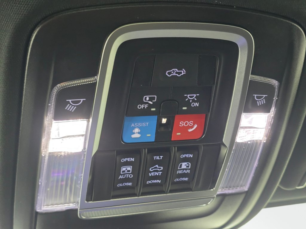 New 2026 RAM 2500 Laramie AWD/4WD image 28