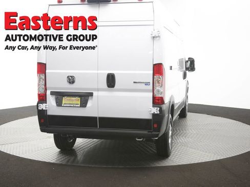 Used 2025 RAM ProMaster 3500 w/ Convenience Group FWD image 37