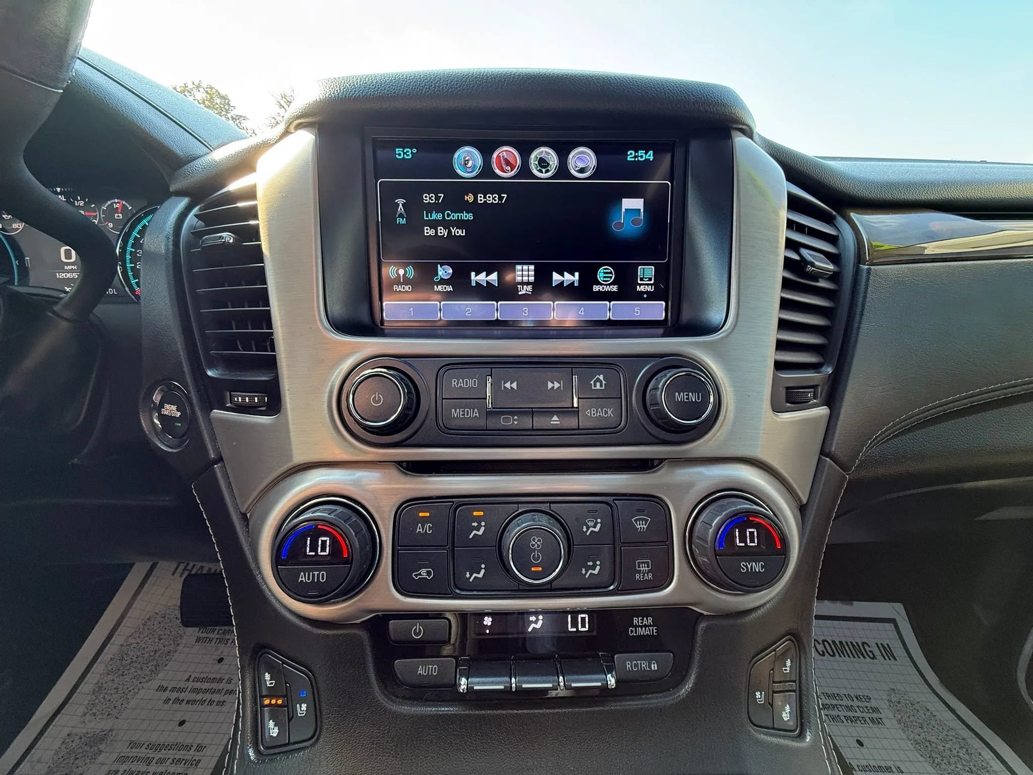 Used 2017 GMC Yukon Denali AWD/4WD image 18