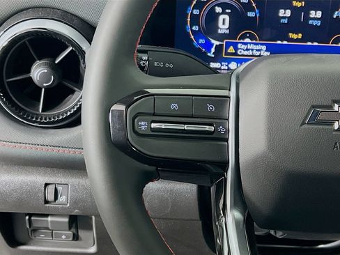 New 2026 Chevrolet Colorado Z71 w/ Midnight Edition AWD/4WD image 10