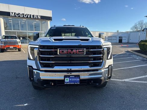 New 2026 GMC Sierra 2500 SLT w/ SLT Premium Package AWD/4WD image 9