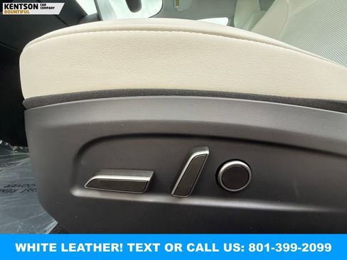 Used 2024 Tesla Model 3 Long Range AWD/4WD image 30