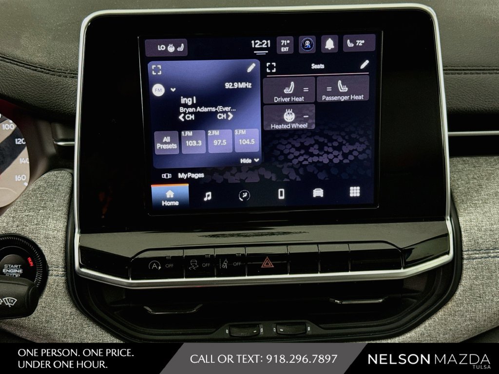 Used 2022 Jeep Compass Latitude w/ Sun and Sound Group AWD/4WD image 27