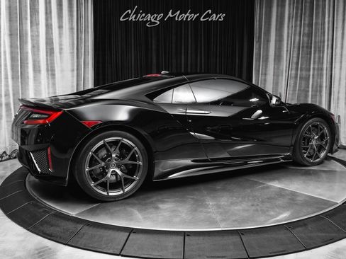 Used 2017 Acura NSX AWD/4WD image 5