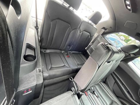 Used 2018 Audi Q7 3.0T Prestige AWD/4WD image 7