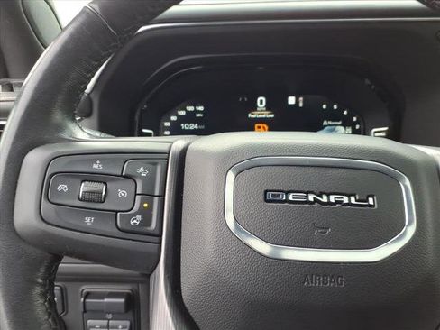 Used 2023 GMC Yukon XL Denali Ultimate image 29
