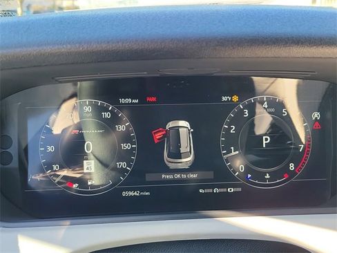 Used 2018 Land Rover Range Rover Velar R-Dynamic SE image 26