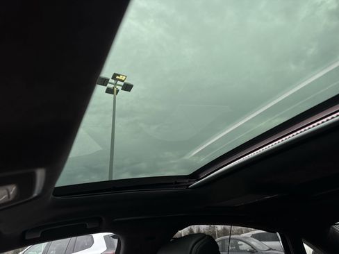 Used 2019 Audi A8 L 3.0T image 19