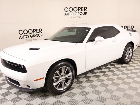 Used 2023 Dodge Challenger SXT w/ Cold Weather Group AWD/4WD image 10