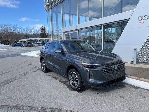 Used 2025 Audi Q5 Premium Plus w/ Premium Plus image 7