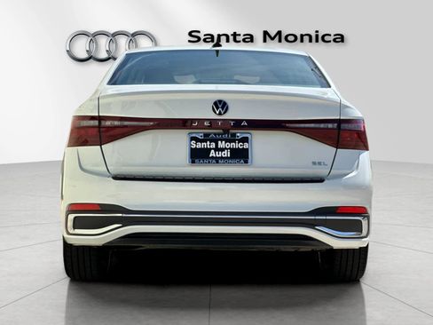 Used 2025 Volkswagen Jetta SEL image 7