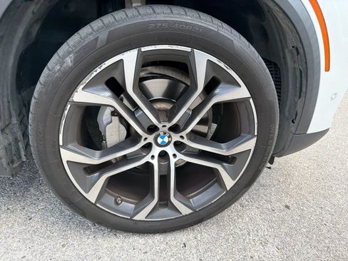 Used 2023 BMW X5 xDrive40i w/ Premium Package AWD/4WD image 5